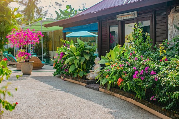 Kura Kura Beach Resort