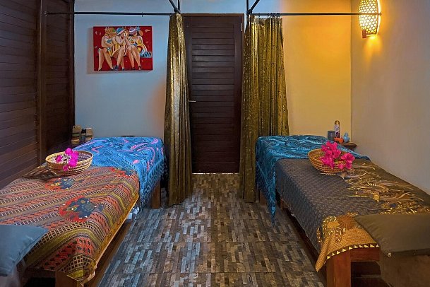 Kura Kura Beach Resort