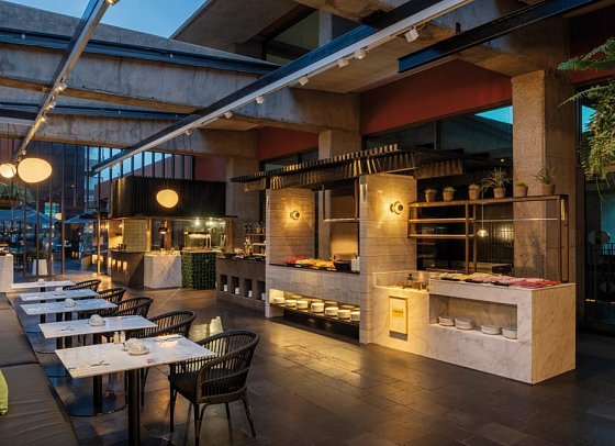 Salobre Hotel Resort & Serenity - Sens Kitchen Patio Garden