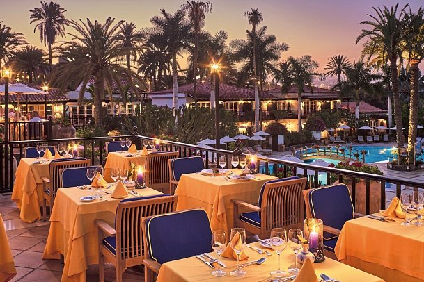 Seaside Grand Hotel Residencia