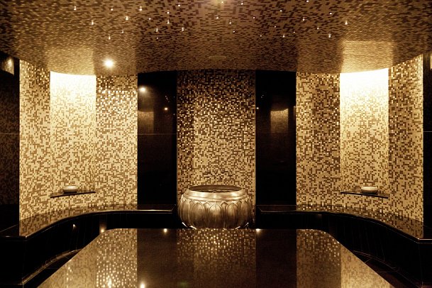 Bohemia Suites & Spa