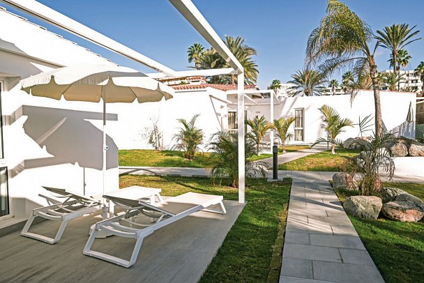 HL Miraflor Suites - Beispiel Terrasse Bungalow Superior (Zimmercodierung BS1)