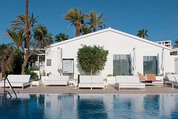 HL Miraflor Suites - Adults only Pool