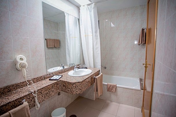 Servatur Don Miguel - Beispiel Bad (Zimmercodierungen DB1, TB1, EB1, DS1, DSP & WS1)