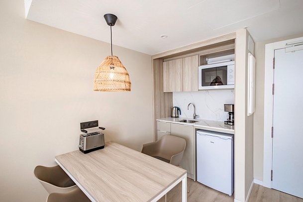 Servatur Puerto Azul - Wohnbeispiel Juniorsuite (Zimmercodierungen JB1, JB2, JB3 & JB4)