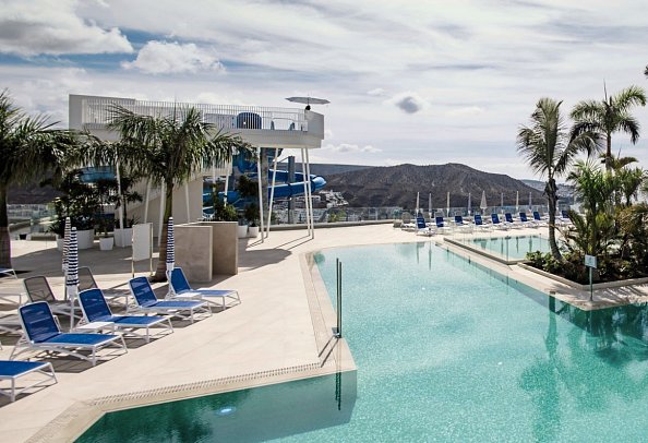 Servatur Puerto Azul