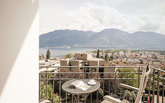 Belvedere Locarno - Wohnbeispiel Juniorsuite Seeseite (Zimmercodierung JB1)