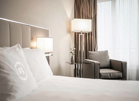 Hotel Belvedere Locarno - Wohnbeispiel Doppelzimmer Komfort Seeseite (Zimmercodierung DF1)