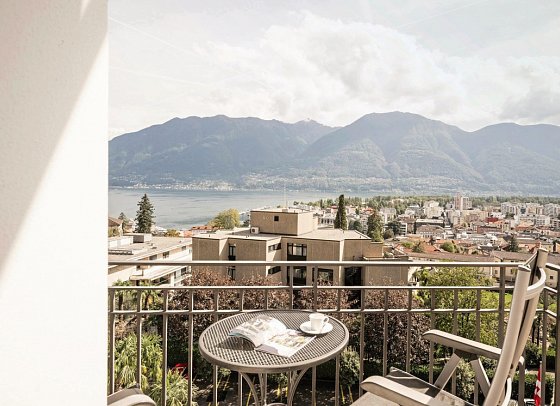 Hotel Belvedere Locarno - Wohnbeispiel Juniorsuite Seeseite (Zimmercodierung JB1)