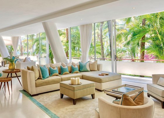 Billionaire Resort & Retreat