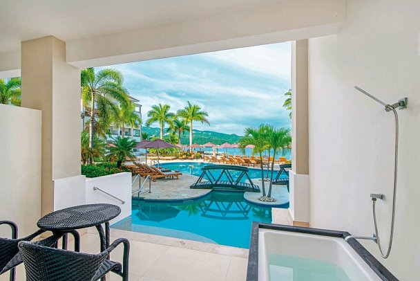 Secrets Wild Orchid Montego Bay - Wohnbeispiel Preferred Club Juniorsuite Ocean View Swim Out (Zimmercodierung J2M)