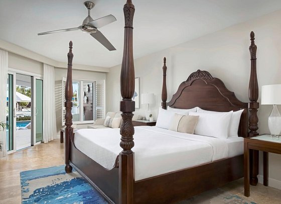 Sandals South Coast - Wohnbeispiel Starlight Beachfront Swim-up Club Level Suite w/ Patio Tranquility Soaking Tub