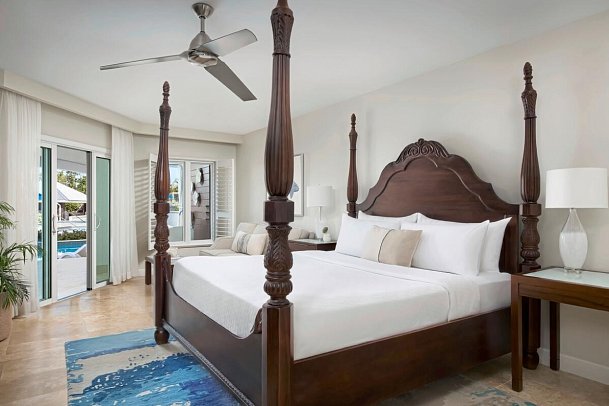 Sandals South Coast - Wohnbeispiel Starlight Beachfront Swim-up Club Level Suite w/ Patio Tranquility Soaking Tub