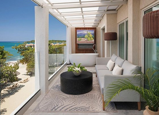 Sandals South Coast - Wohnbeispiel Longbeach Beachfront One Bedroom Butler Suite w/ Balcony Tranquility Soaking Tub