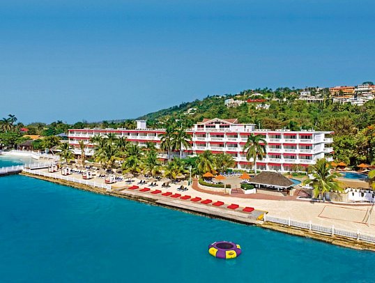 Grand Decameron Montego Beach, A Trademark All-Inclusive Resort