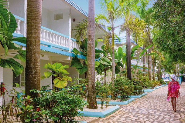 Legends Beach Resort