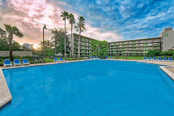 Wyndham Garden Lake Buena Vista Disney Springs Resort Area