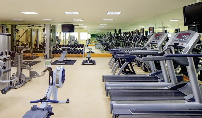 Radisson Blu Hotel, Muscat - Fitness-Center