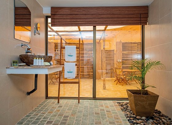 1000 Nights Sharqiya Sands Camp - Wohnbeispiel Luxury Pool Tent (Zimmercodierung UG3)