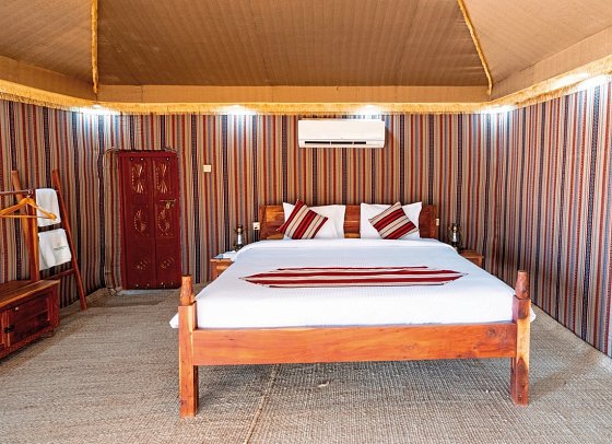 1000 Nights Sharqiya Sands Camp - Wohnbeispiel Premium Tent (Zimmercodierung UG1)