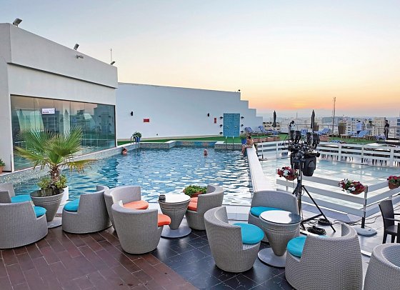 Golden Tulip Muscat