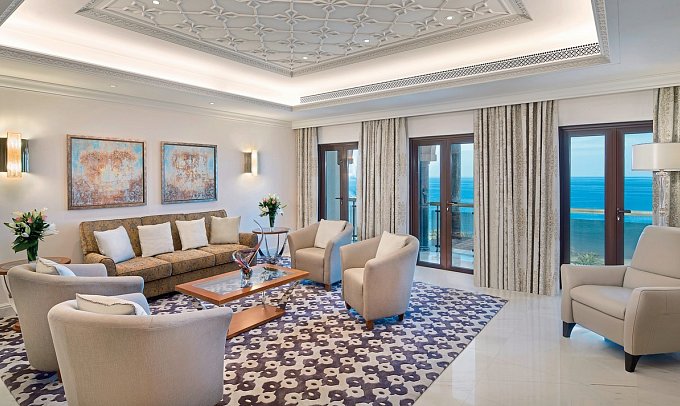Al Bustan Palace, a Ritz-Carlton Hotel - Wohnbeispiel Presidential Suite Sea View (Zimmercodierung W1M)