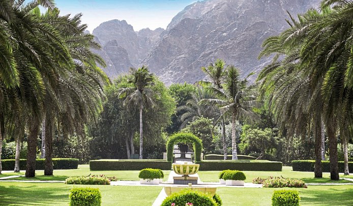 Al Bustan Palace, a Ritz-Carlton Hotel