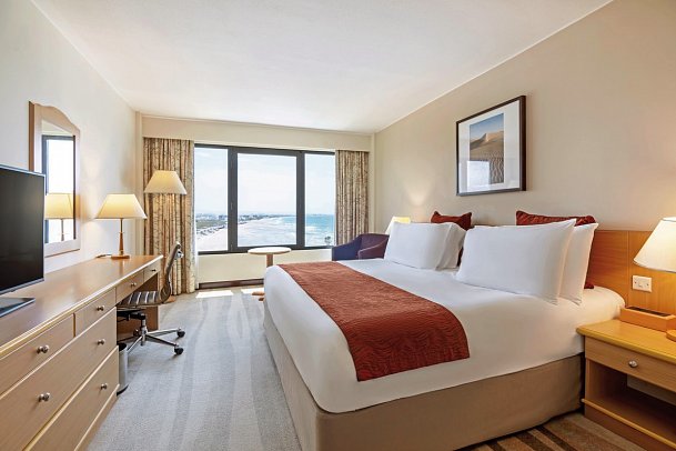 Crowne Plaza Muscat - Wohnbeispiel Sea View Room (Zimmercodierung UG2)