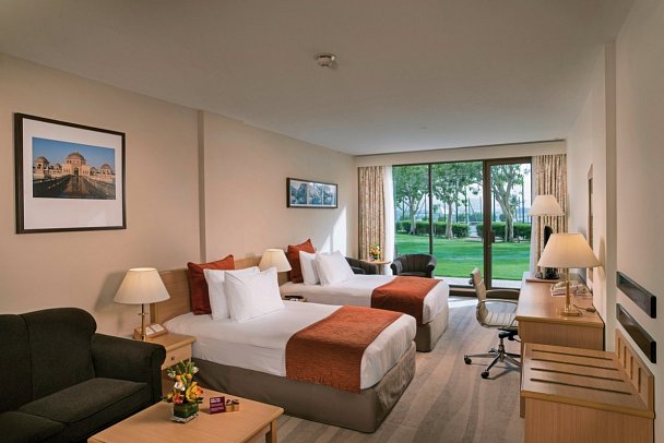 Crowne Plaza Muscat - Wohnbeispiel Family Room (Zimmercodierung FB1)