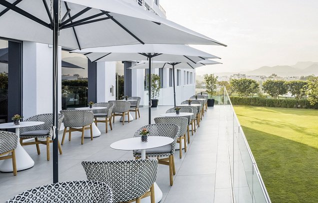 Crowne Plaza Muscat - Club Lounge