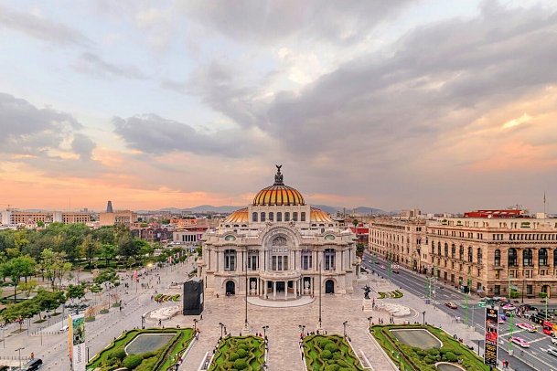 Ruta del Sabor: Kulinarik, Kultur & Küste - Palacio de Bellas Artes Mexico City