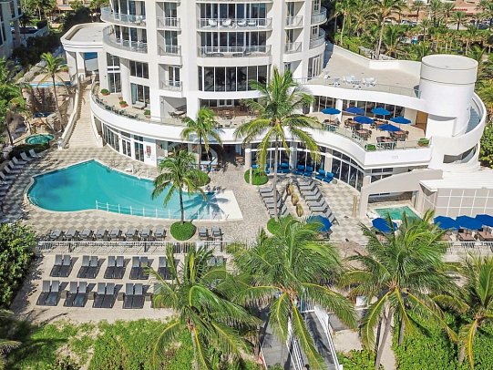 Doubletree Ocean Point Resort & Spa