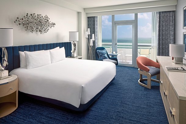 Fontainebleau Miami Beach - Oceanfront Balcony (Zimmercodierung UD1)