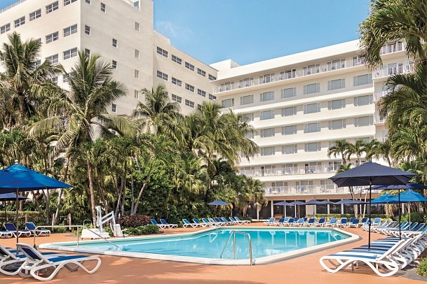 Radisson Resort Miami Beach