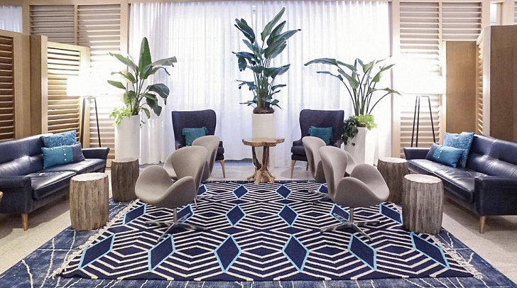 Marseilles Hotel