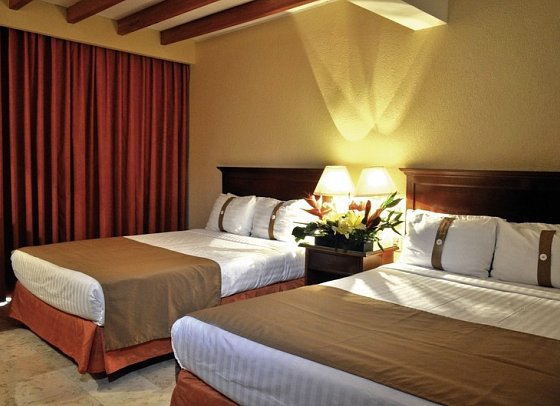 Continental Caribe Bay