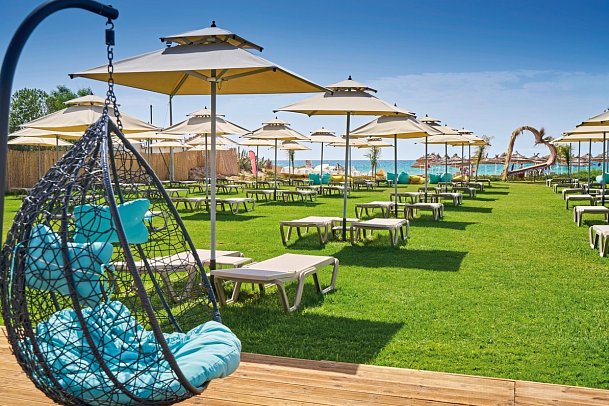 Nozha Beach & Spa