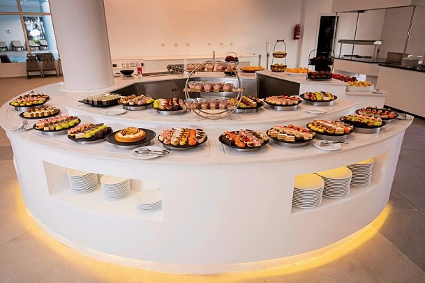 Royal Tulip Taj Sultan