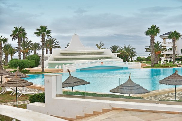 Royal Tulip Taj Sultan