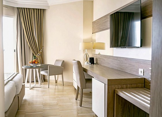 Sentido Bellevue Park - Wohnbeispiel Doppelzimmer Meerblick (Zimmercodierungen DBM & DCM)
