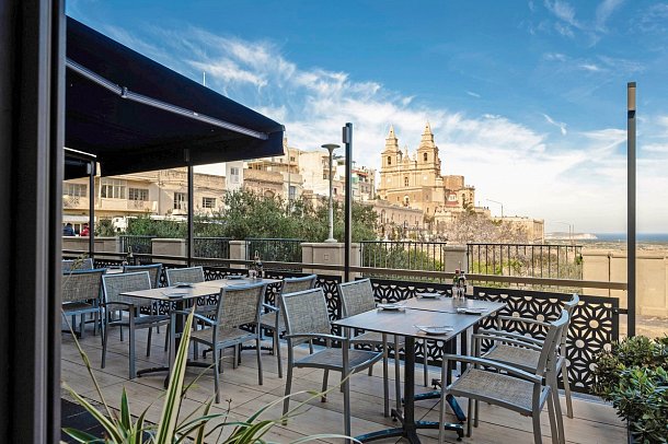 Maritim Antonine Hotel & Spa