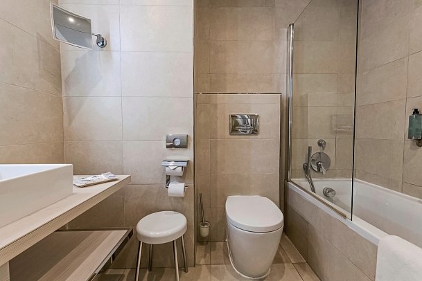 Maritim Antonine Hotel & Spa