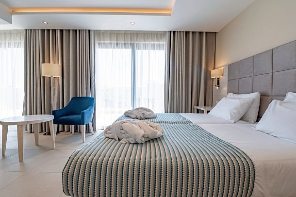 Maritim Antonine Hotel & Spa