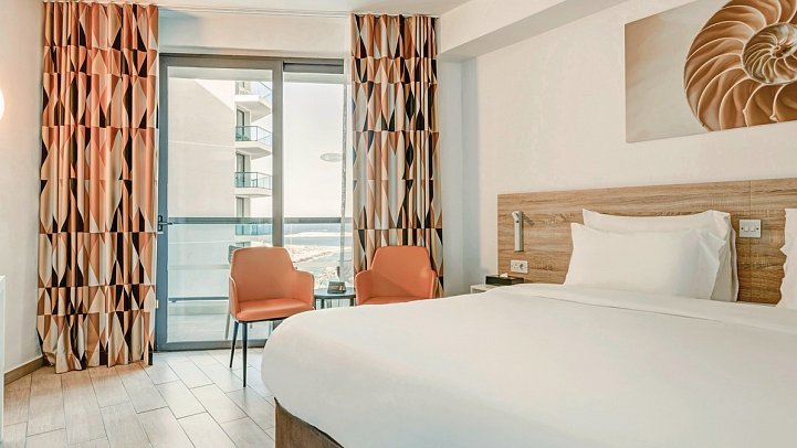 AX Odycy - Wohnbeispiel Doppelzimmer Deluxe Meerblick (Zimmercodierung DDM)