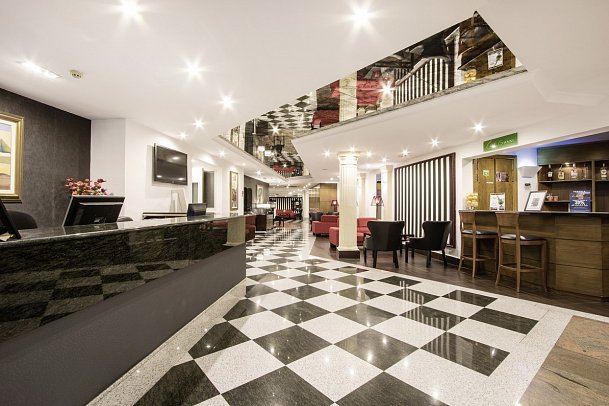 Pergola Hotel & Spa - Lobby
