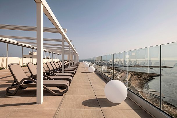 Qawra Palace Resort & Spa