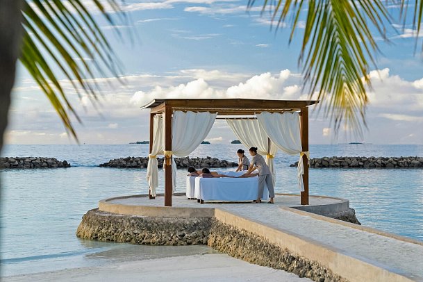 Niva Kurumba Maldives