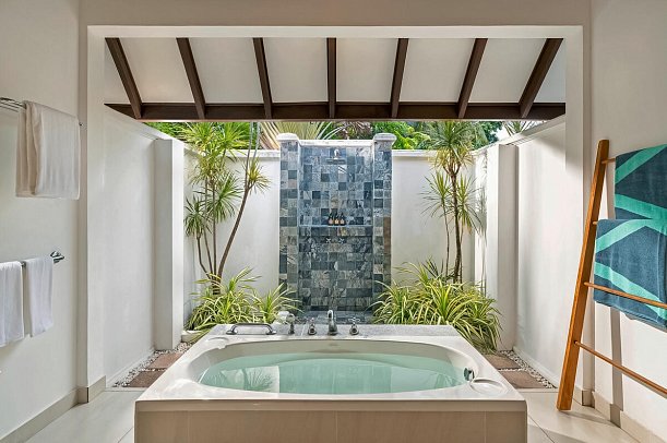 Niva Kurumba Maldives - Beispiel Bad Superior (Zimmercodierungen US1 & US7)