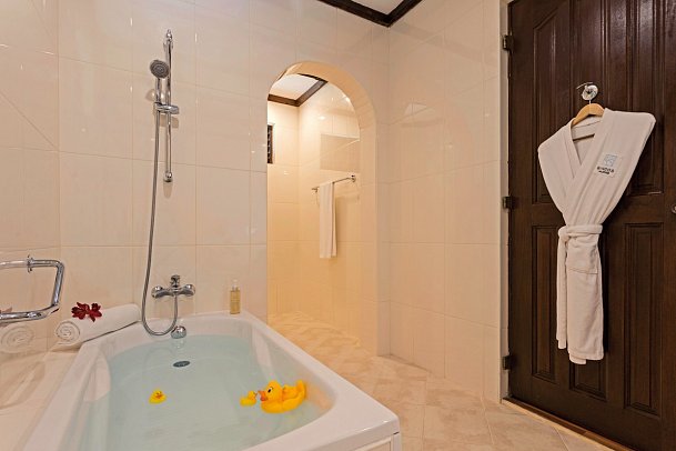 Bandos Maldives - Beispiel Bad Deluxe Beachfront (Zimmercodierung UD1)