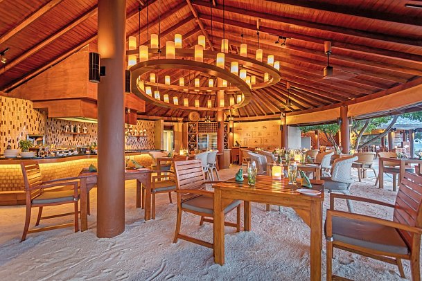 Centara Ras Fushi Resort & Spa Maldives